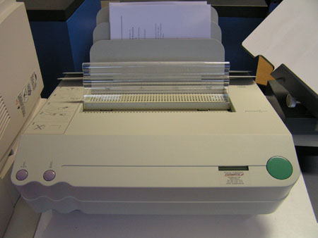 bindemaschine.jpg bindemaschine.jpg