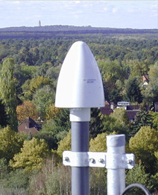 antenne 1.jpg GPS-Antenne auf dem Dach der Chemie